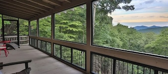 Secluded Cabin in Aska Adventure Area