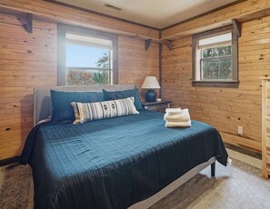 Tabla de planchar con plancha, wifi y ropa de cama 