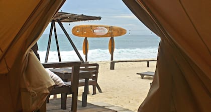 TIPI WITH A/C IN FRONT OF BEAUTIFUL BEACH_ Wake up with the sunrise and the waves!