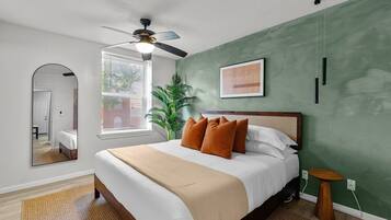 Strygejern/strygebræt, gratis Wi-Fi, sengetøj