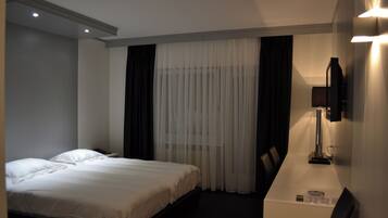 Double Room | Free WiFi