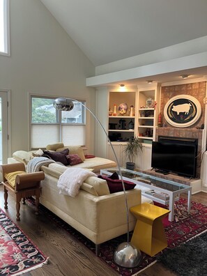 Unclassified image, 5 of 26, button - Spacious and fabulous Southern House in Decatur with pool (Decatur)