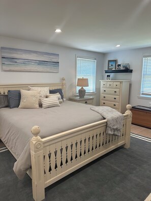 Iron/ironing board, WiFi, bed sheets - Spacious & Updated Rare Cape Cod Find. Wellness room. (Brewster)