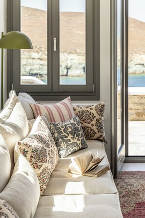 Interior - Villa Kephala a Beachfront Luxury with Pool and directly access to the beach (otzias)