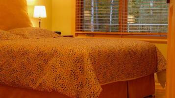 WiFi, bed sheets