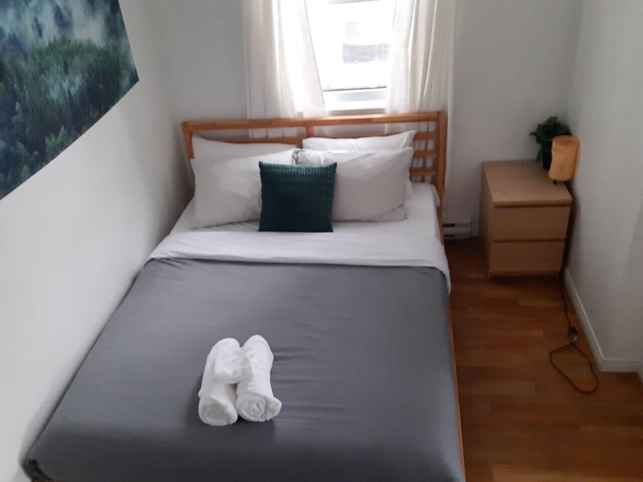 Bureau, Wi-Fi, draps fournis