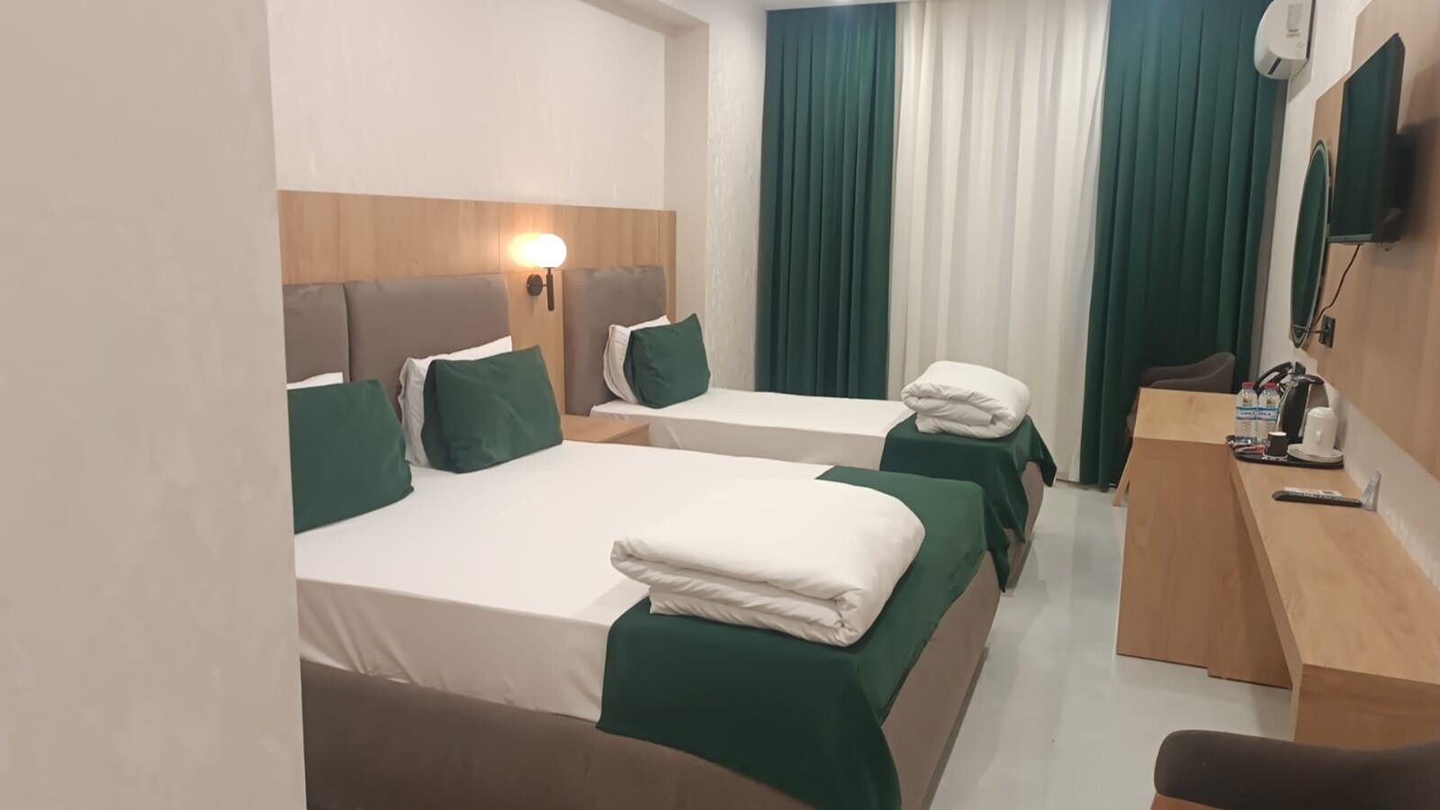 Triple Room | Premium bedding, desk, free WiFi, bed sheets