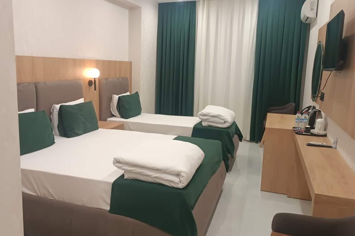 Triple Room | Premium bedding, desk, free WiFi, bed sheets