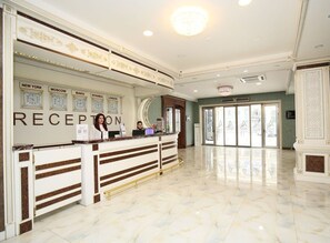 Reception - Nerimanov ALTUS Hotel & Restaurant (Baku)