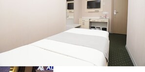 Single Room | Premium bedding, desk, free WiFi, bed sheets - Nerimanov ALTUS Hotel & Restaurant (Baku)