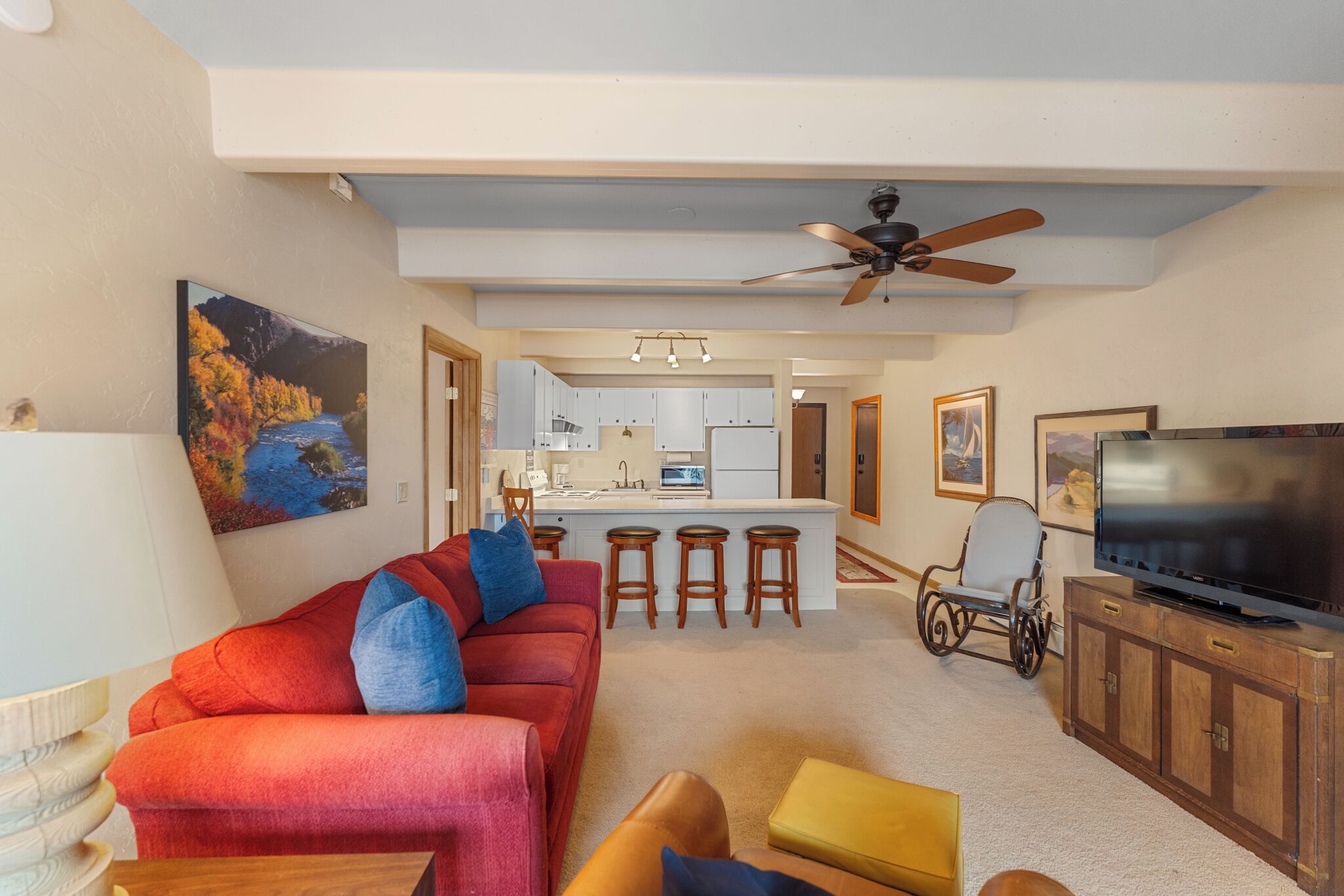 Condo (2 Bedrooms) | Property amenity