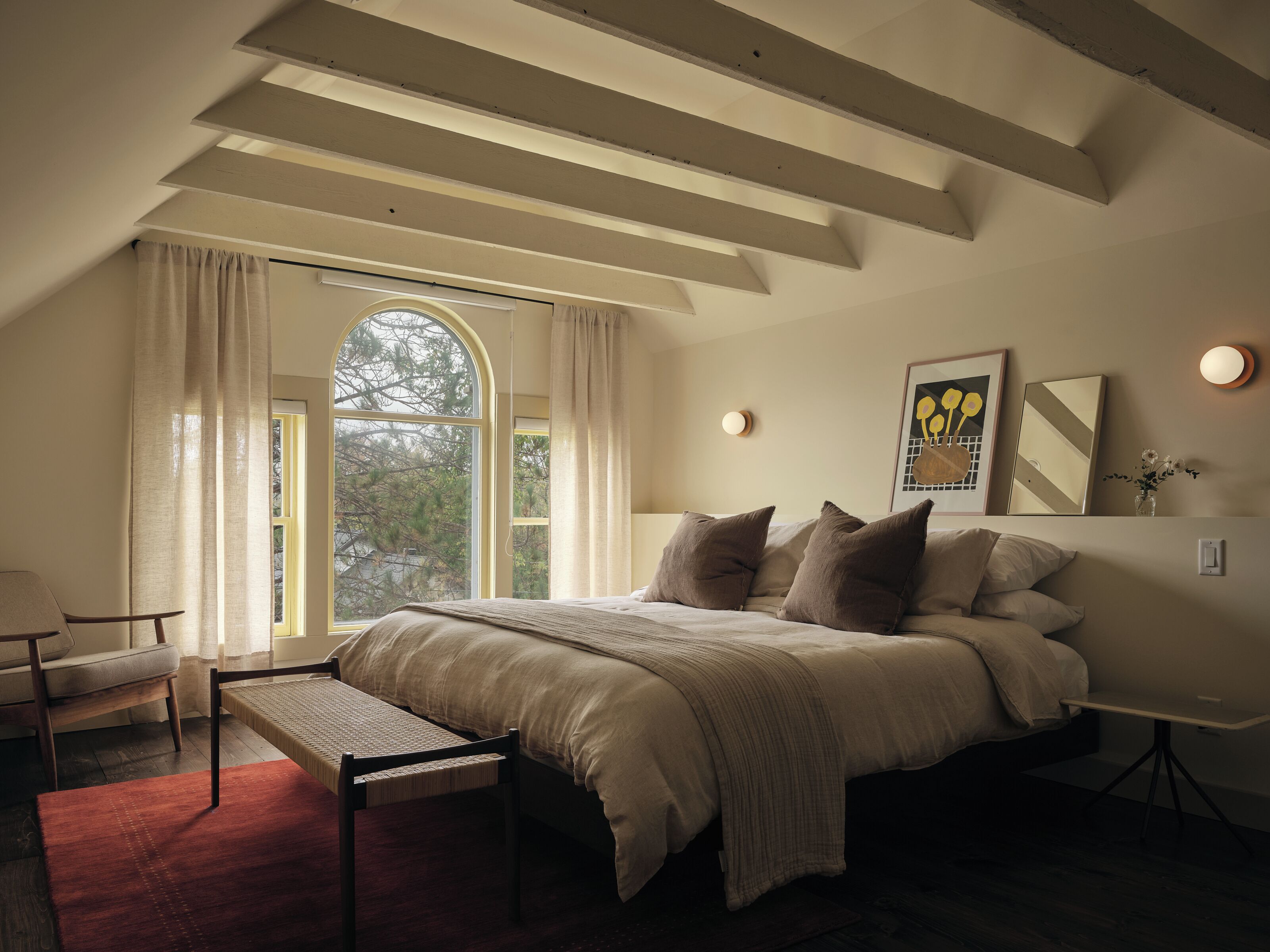 Double Room, 1 Queen Bed with Sofa bed | Iron/ironing board, free WiFi