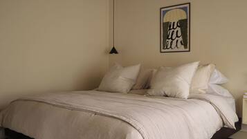 Habitación estándar doble, vistas a la montaña | Ropa de cama de alta calidad y cortinas opacas