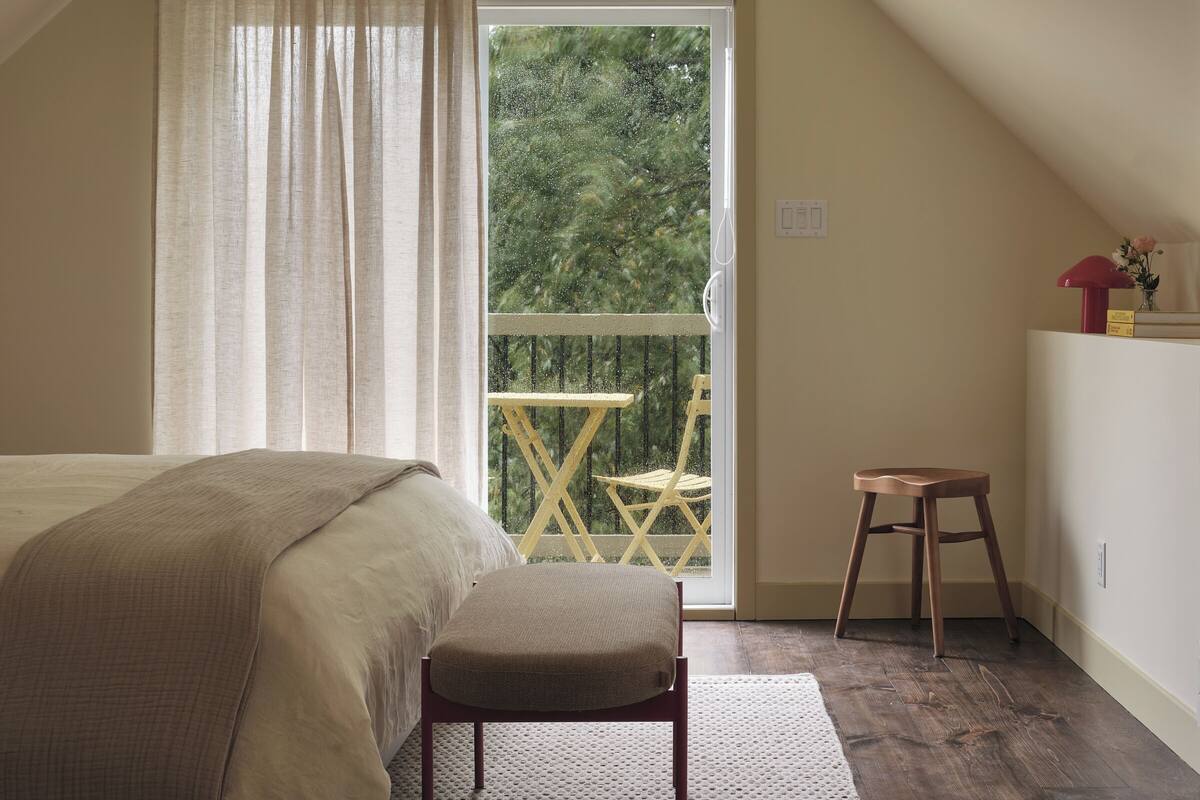 Double Room, Balcony, Garden View | Iron/ironing board, free WiFi