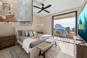 11 bedrooms, desk, iron/ironing board, travel crib - Gulf views, Saltwater lagoon & waterfall, Beach@2min walk, Firepit, Golf Cart, Elevator (Destin)