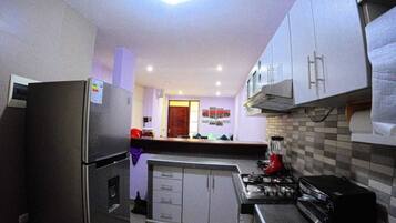 Fridge, microwave, oven, coffee/tea maker
