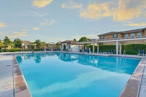 Pool - Spacious Chino Stay | Pet Friendly + Near ONT (Chino)