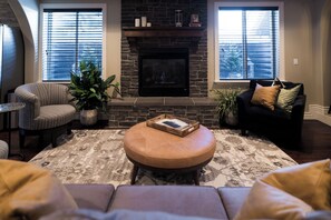 Smart TV, fireplace, video games, DVD player - Snuggle Down Inn: 1BR In-Law Basement Suite (Heber City)
