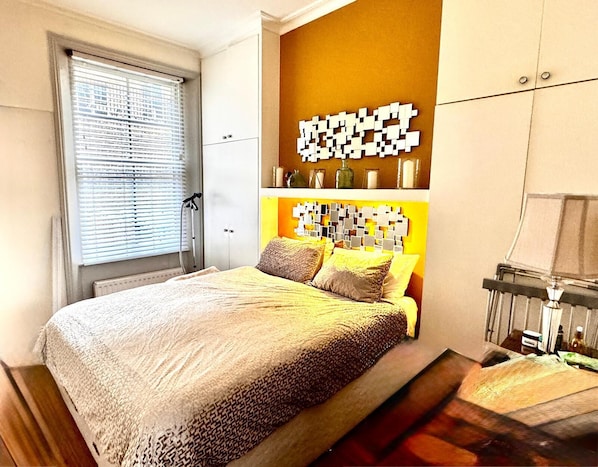 Departamento | Escritorio y wifi gratis