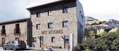 Fachada de la propiedad