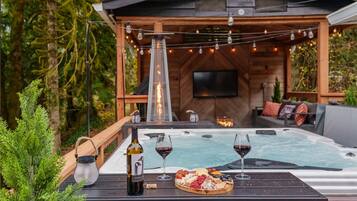 Bain à remous extérieur