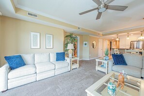 Smart TV, fireplace - Ocean City Bayside Gem: 3BR Sleeps 8 w/ Rooftop Pool & Beach Steps Away! (Ocean City)