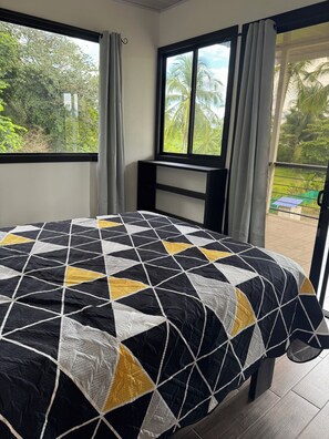 WiFi, bed sheets