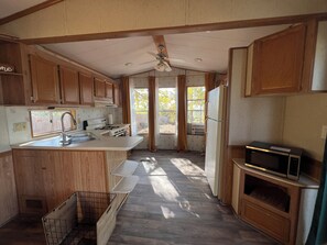 Private kitchen - Cozy 1-bedroom Tiny House in the Trees! (Seneca)