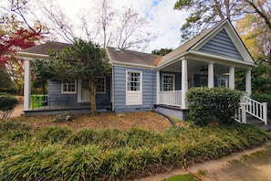 Exterior - Oak City Craftsman|Dog-Friendly w/ Gourmet Kitchen (Raleigh)