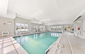 Piscine couverte, piscine extérieure