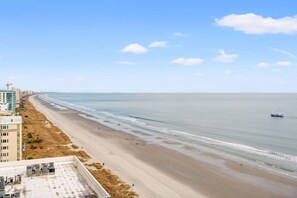 Beach nearby - Oceanfront End Unit with Sunrise & Sunset Views (North Myrtle Beach)