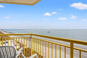 Property grounds - Oceanfront End Unit with Sunrise & Sunset Views (North Myrtle Beach)