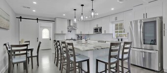 Spacious 4BR Home w/ Heated Pool & Pickleball Court on 5-Acre Estate