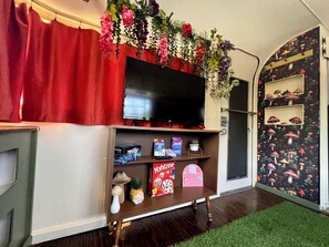 Interior - So Mushroom Silver Streak Travel Trailer (Seneca)