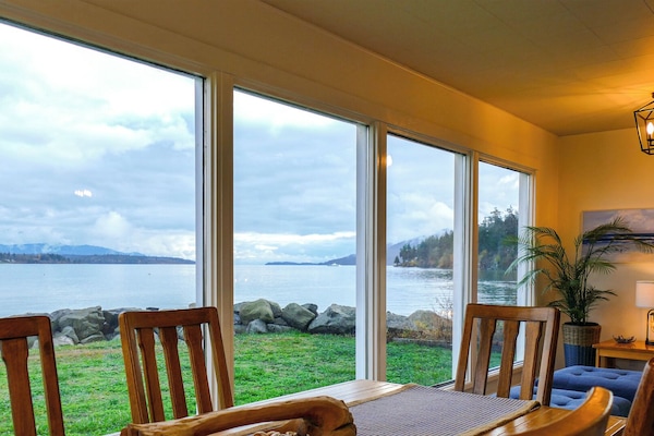 Dining room view of beach and Sound.