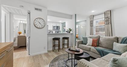 Quiet & Walkable - Stylish Condo With Local Vibe