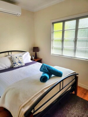 Bed sheets - The Heights! Comfortable, cosy Queenslander cottage with a retro vibe. (Wavell Heights)