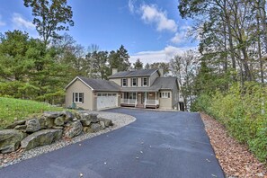 Exterior - Beautiful Lakefront Retreat w/ Deck & Views! (Newton)