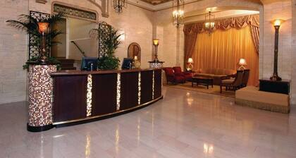 "World Cup HQ: 1-Bedroom Suite for 4, Steps from Lumen Field & Seattle’s Best!"