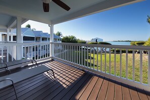 Terrace/patio - Blue House Getaway - 2BR 2.5BA Coastal Villa (Duck Key)