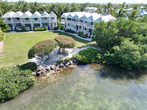 Exterior - Blue House Getaway - 2BR 2.5BA Coastal Villa (Duck Key)