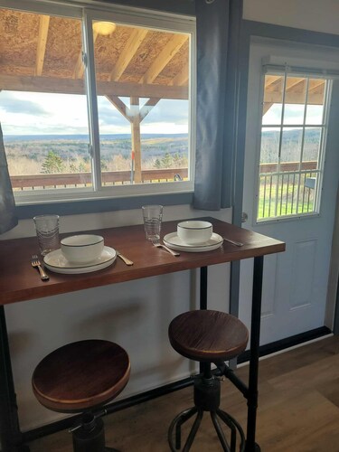 Copper's Cabin - Tiny house  - -Minutes to amenities but feels like miles away!