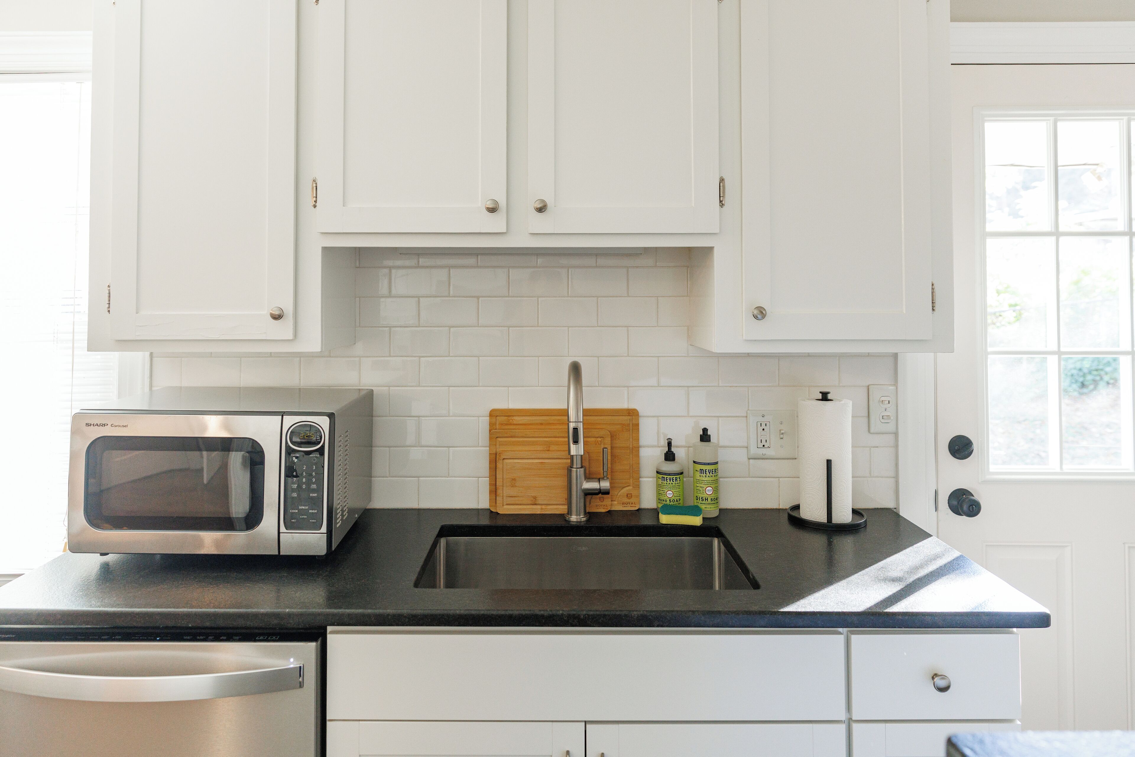 Microwave, oven, stovetop, dishwasher