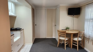 Dining - La Bella!  Small self-contained studio suitable for traveller. (Wavell Heights)