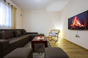 House | 1 bedroom - Apartment With Garden (Durrës)