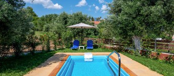 peaceful Kefalonia villa with private pool