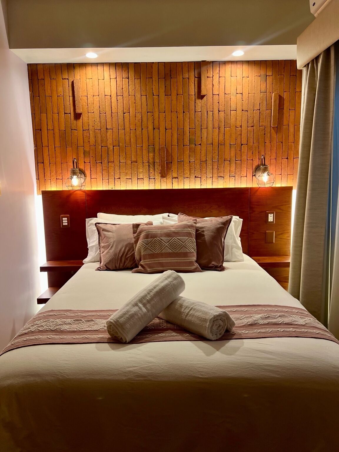 Standard Room | Free WiFi