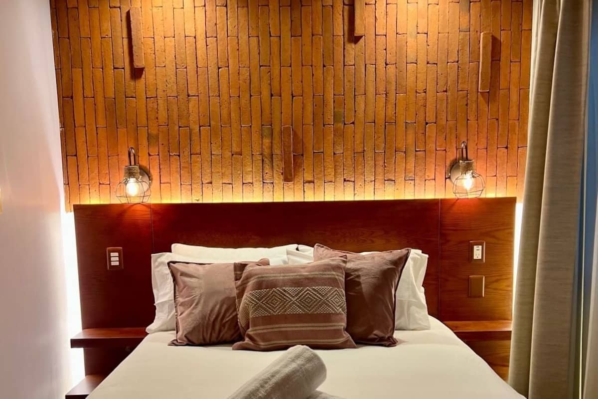 Standard Room | Free WiFi