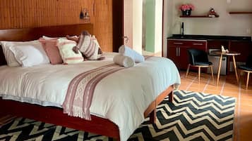 Suite Deluxe, balcón, vista a la ciudad | Wifi gratis