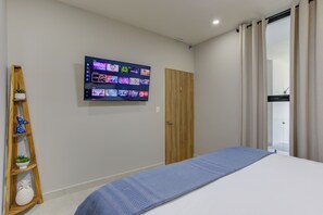 Iron/ironing board, free WiFi, bed sheets - Amapas Hillside wth Rooftop Pool+Gym+Views+Balcony (Puerto Vallarta)